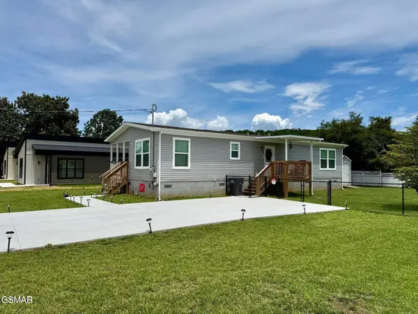 3237 Old Mill Street, Pigeon Forge, TN 37863