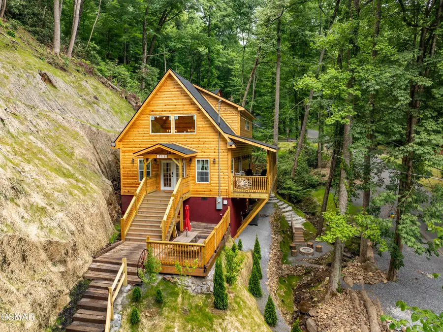 711 Heiden Drive, Gatlinburg, TN 37738 - #2