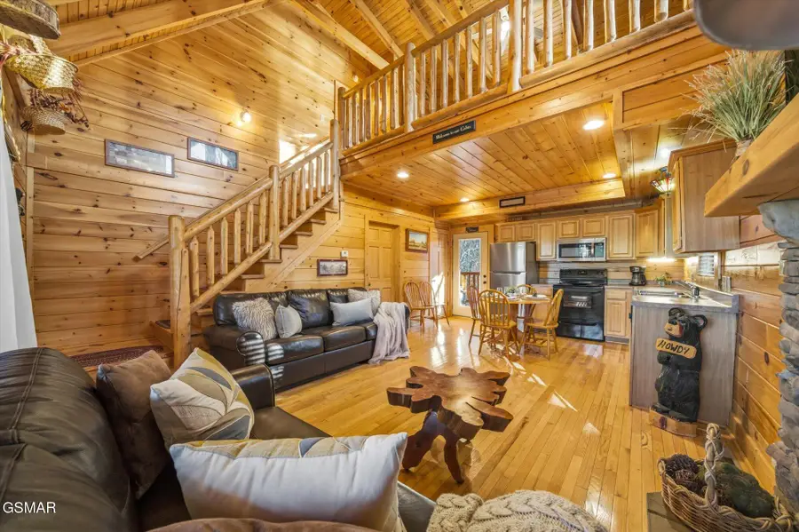 2016 Bear Creek Way, Pigeon Forge, TN 37862 - #3