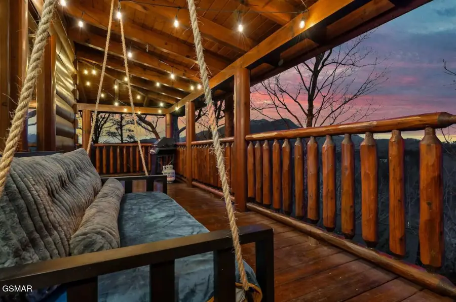 2009 Cougar Crossing Way, Sevierville, TN 37876 - #2