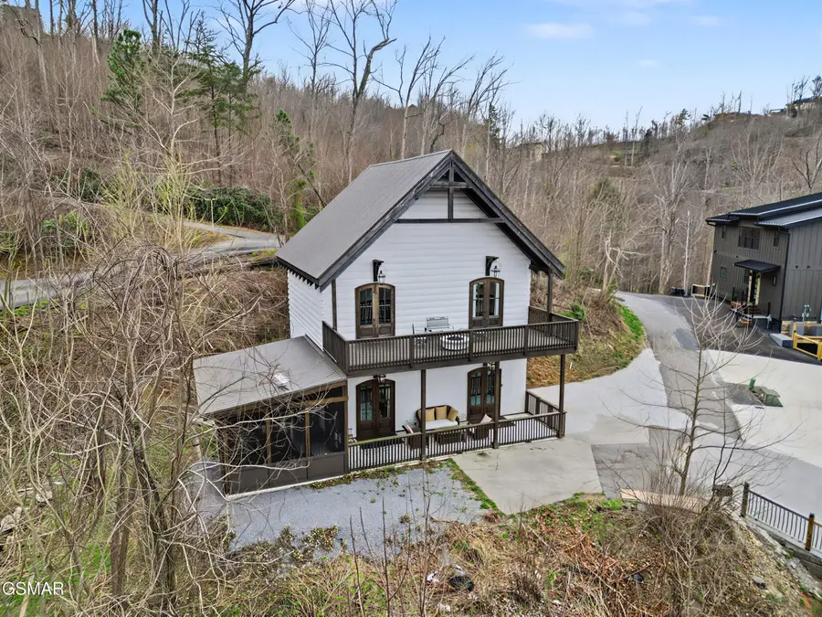 225 Chimney Tops Way, Gatlinburg, TN 37738 - #3