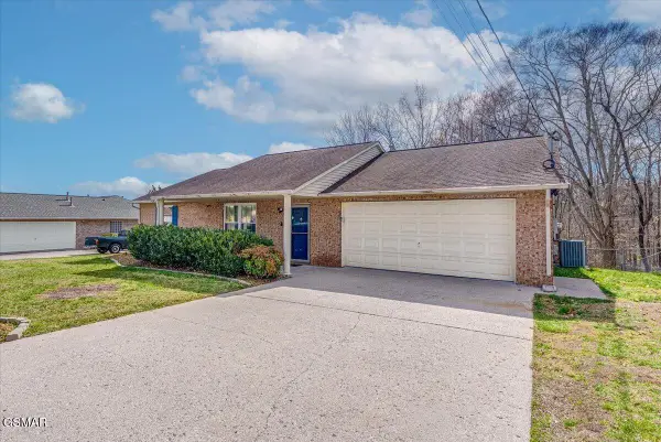 8143 Florence Gardens Road, Knoxville, TN 37938