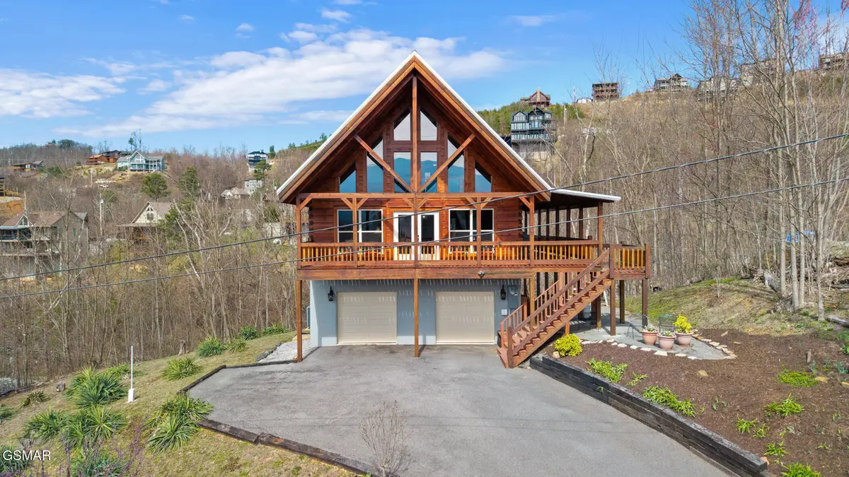 920 W Cedar Lane, Gatlinburg, TN 37738 - #1