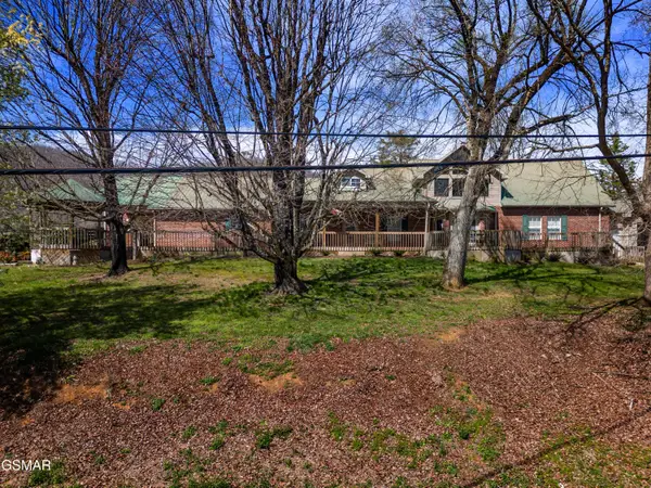 1645 E Main Street, Rogersville, TN 37857