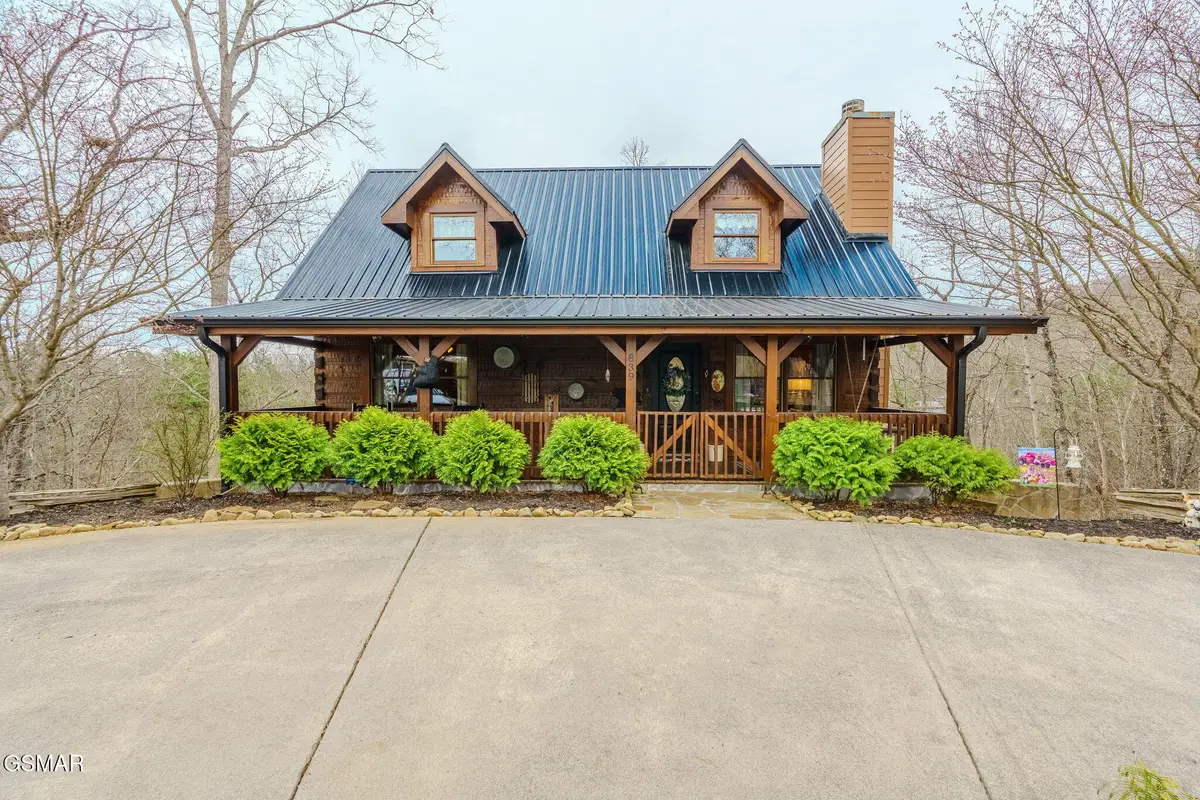 839 W Gold Dust, Pigeon Forge, TN 37863 - #1