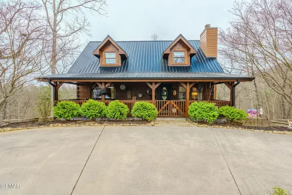 839 W Gold Dust, Pigeon Forge, TN 37863