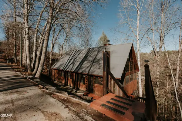 1522 Ridgecrest Drive, Sevierville, TN 37876