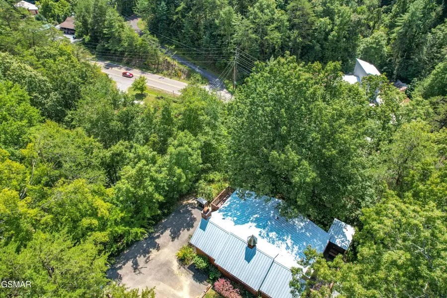 3107 Slate Gap Way, Sevierville, TN 37862 - #2