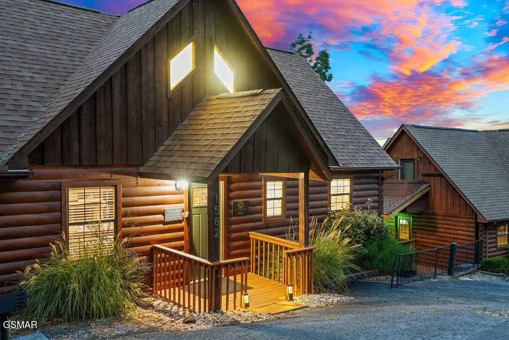 1582 Bears Den Way, Sevierville, TN 37862 - #1