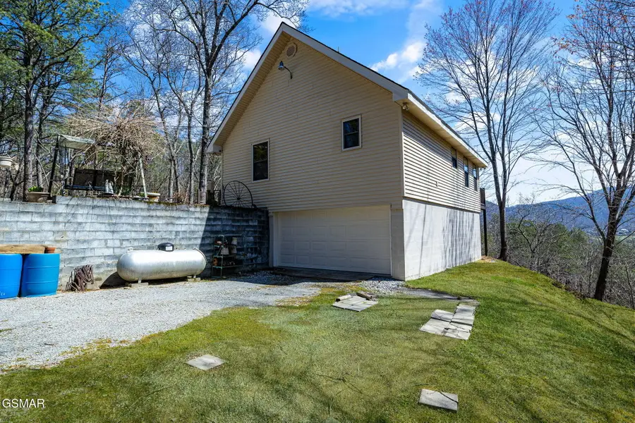 3132 Wears Overlook Lane, Sevierville, TN 37862 - #3