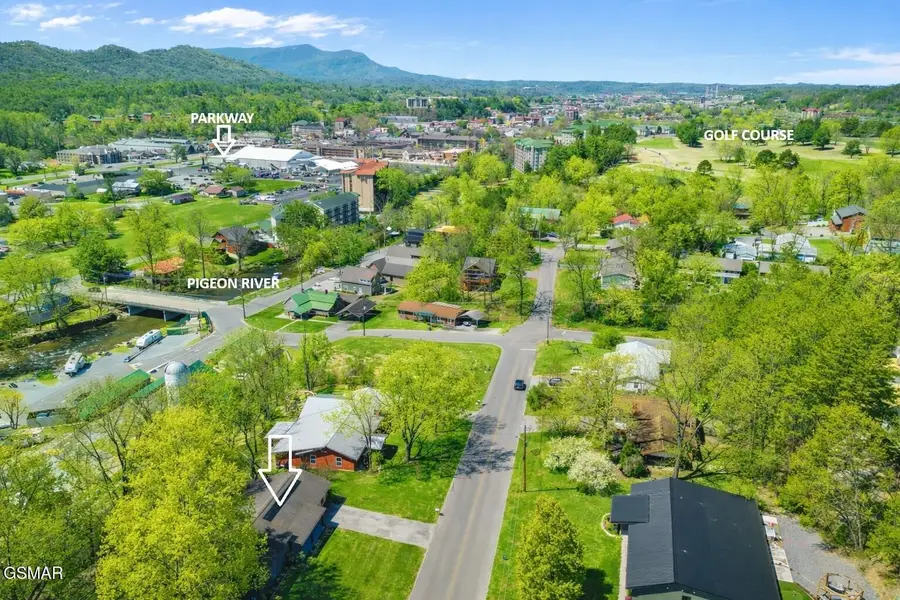 4020 Hitching Post Road, Pigeon Forge, TN 37863 - #3