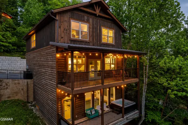 3023 Ridgetop Resort Way, Pigeon Forge, TN 37863