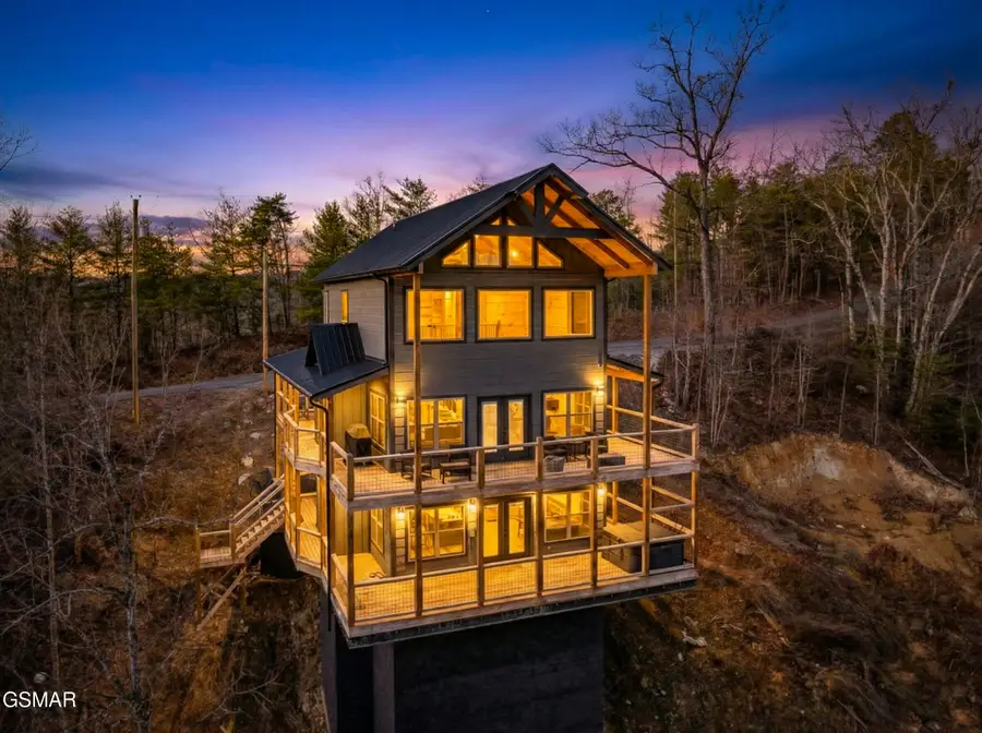 3051 Hatcher Top Road, Sevierville, TN 37862 - #3