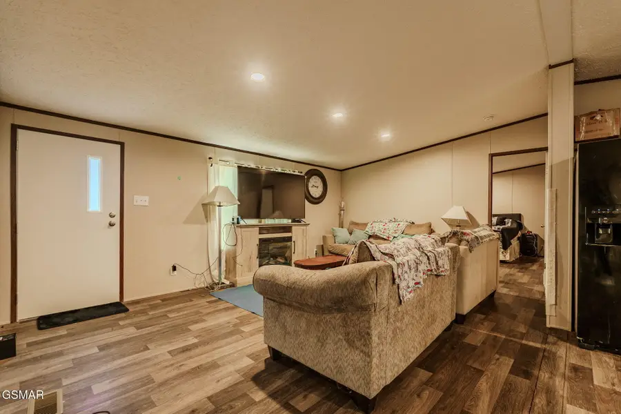 1306 W Morris Street, Sweetwater, TN 37874 - #3