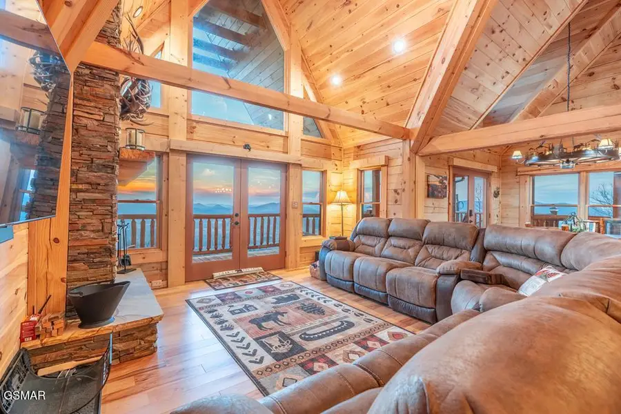 4015 Ravens Den Way, Sevierville, TN 37862 - #2