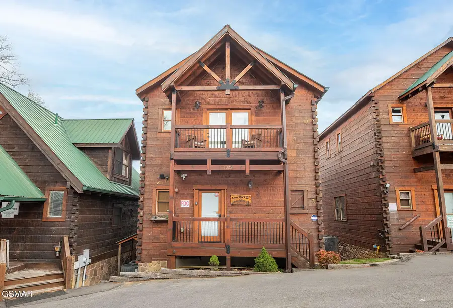 1253 Bear Cub Way, Gatlinburg, TN 37738 - #2