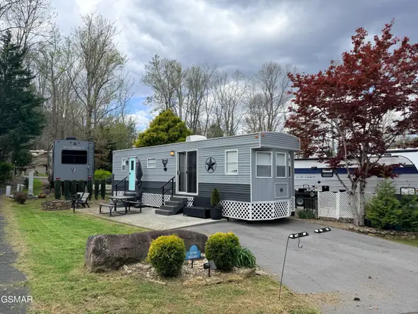 4229 E Parkway #88, Gatlinburg, TN 37738