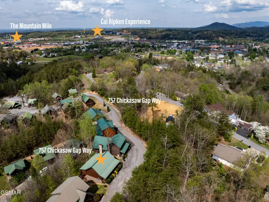 757 Chickasaw Gap Way, Pigeon Forge, TN 37863 - #2