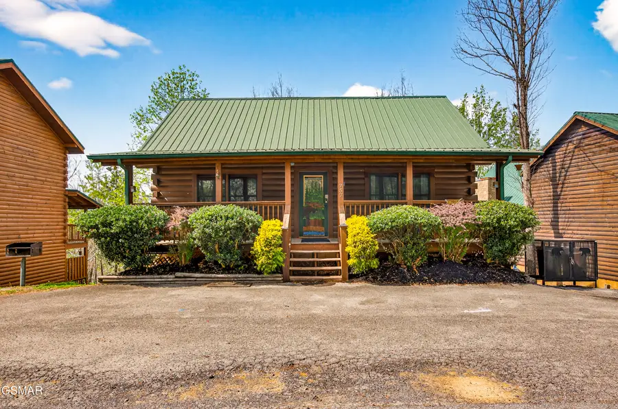 757 Chickasaw Gap Way, Pigeon Forge, TN 37863 - #3