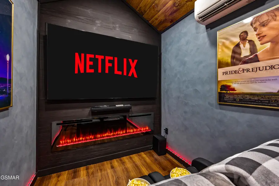 3754 Old Thomas Cross Road, Sevierville, TN 37876 - #3