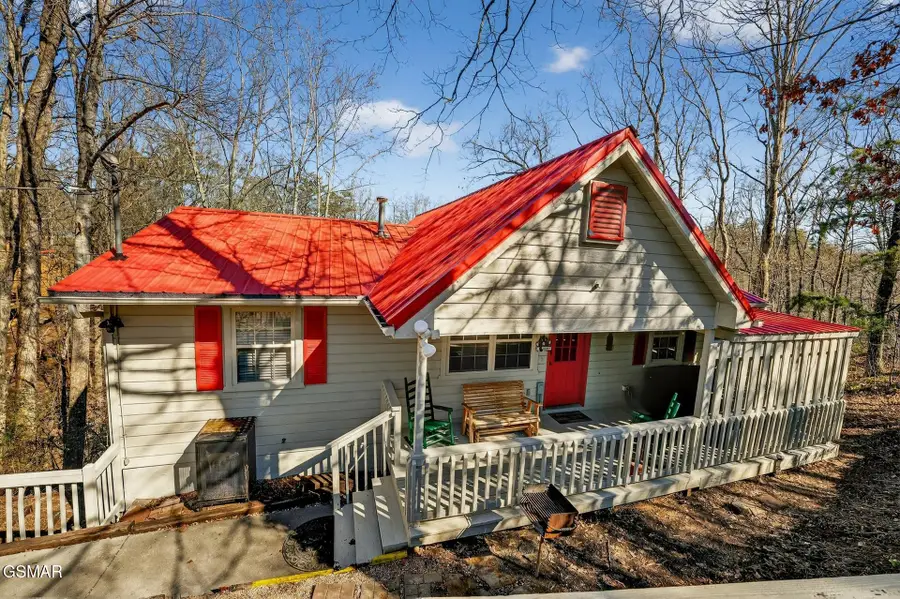 623 Country Oaks Drive, Pigeon Forge, TN 37863 - #3