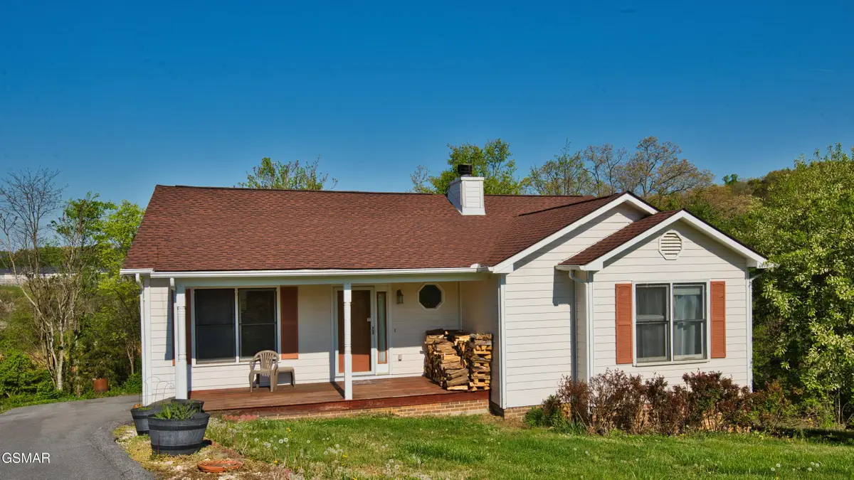 2706 Kentwood Drive, Kodak, TN 37764 - #1