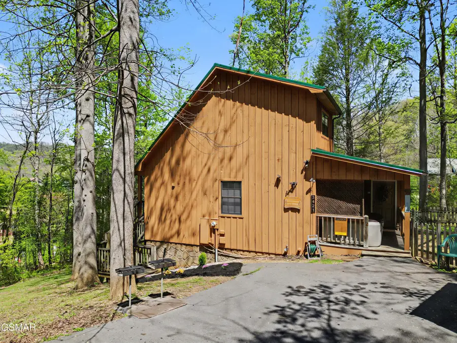 3421 Shelnutt Way, Sevierville, TN 37862 - #3
