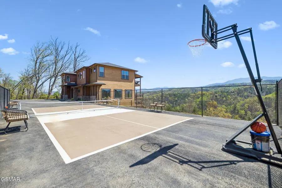 997 King Branch Road, Sevierville, TN 37876 - #2