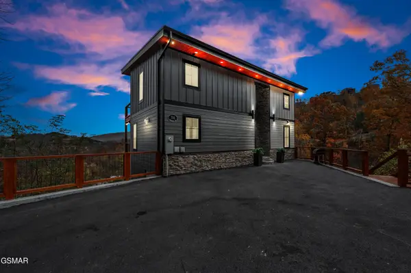 714 Pinecrest Drive, Gatlinburg, TN 37738