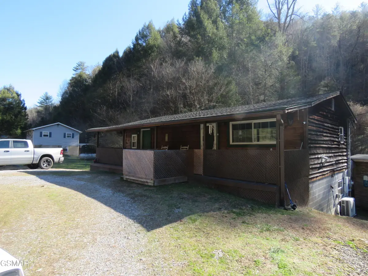 446 Lovers Lane, Townsend, TN 37882 - #1