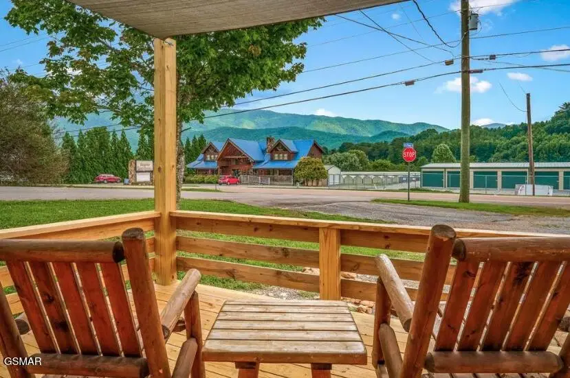3804 Wears Valley Road, Sevierville, TN 37862 - #3