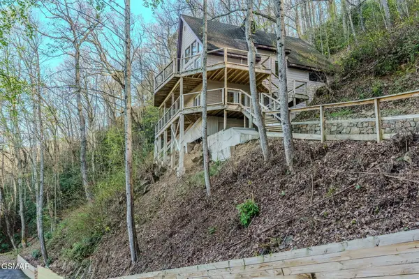 2821 Overholt Trail, Sevierville, TN 37862
