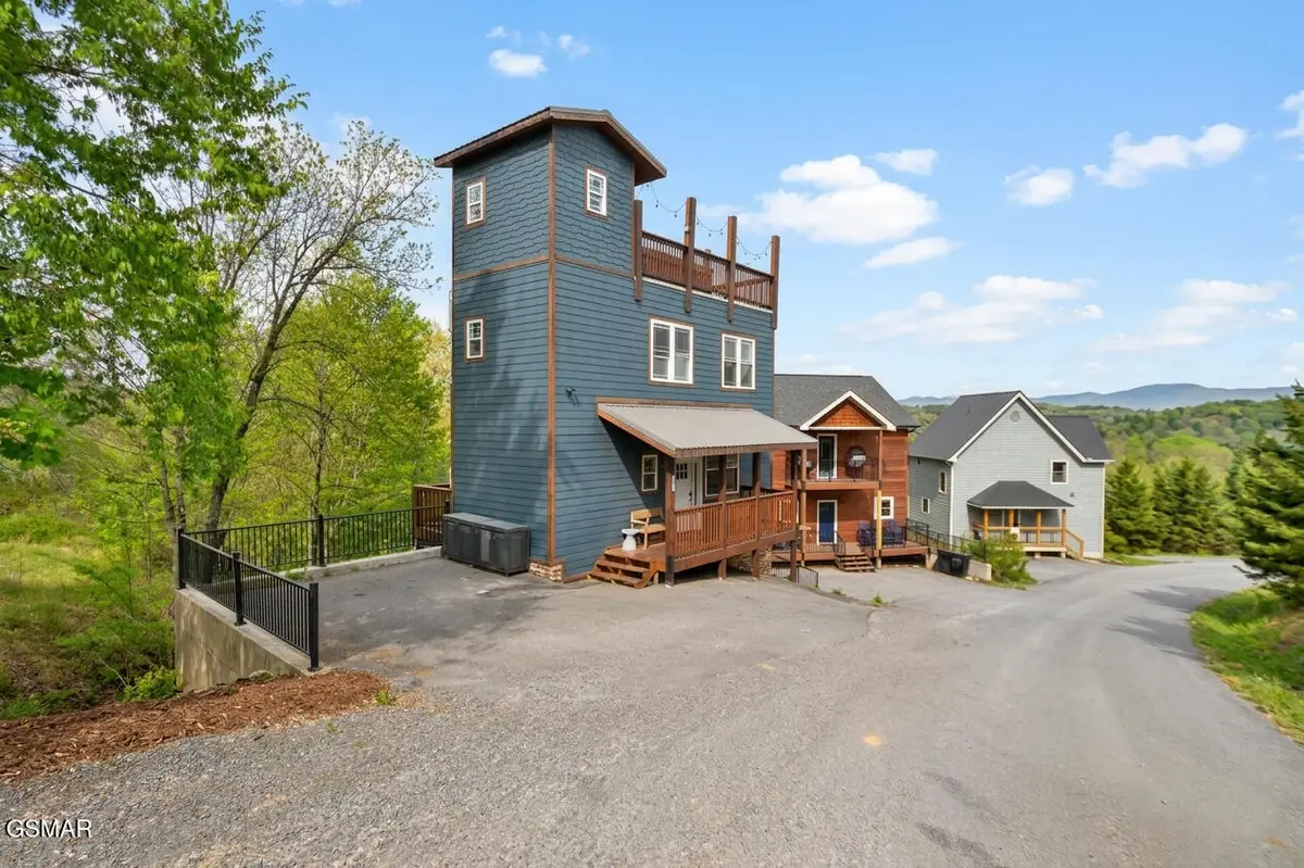 419 Stone Ridge Way, Pigeon Forge, TN 37863 - #1