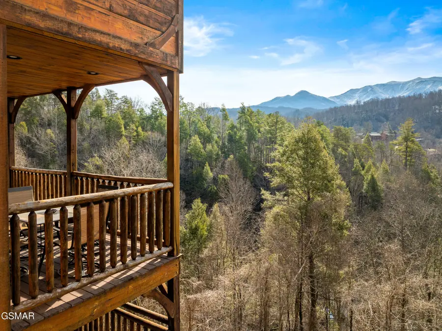 856 Resort Way, Gatlinburg, TN 37738 - #3