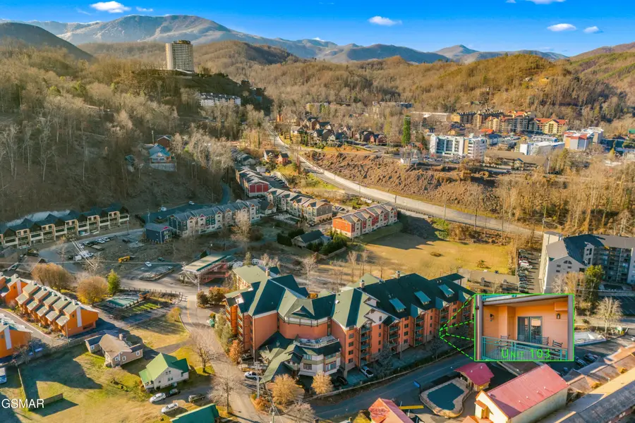 215 Woliss #103, Gatlinburg, TN 37738 - #2