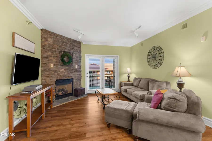 215 Woliss #103, Gatlinburg, TN 37738 - #3