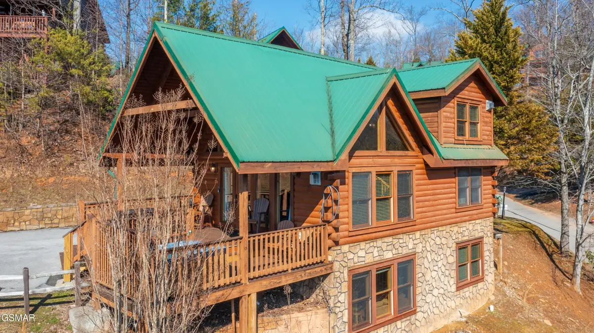 960 High Mountain Way, Gatlinburg, TN 37738 - #1