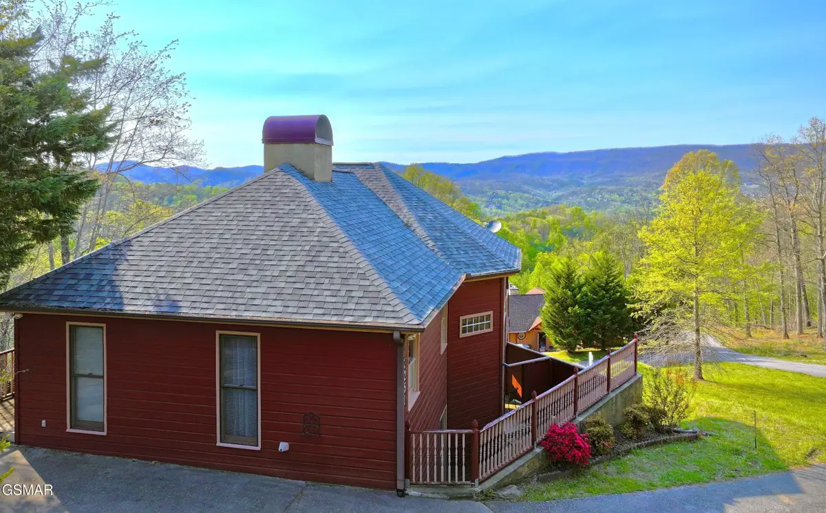 2250 Village Summit Drive, Sevierville, TN 37862 - #1