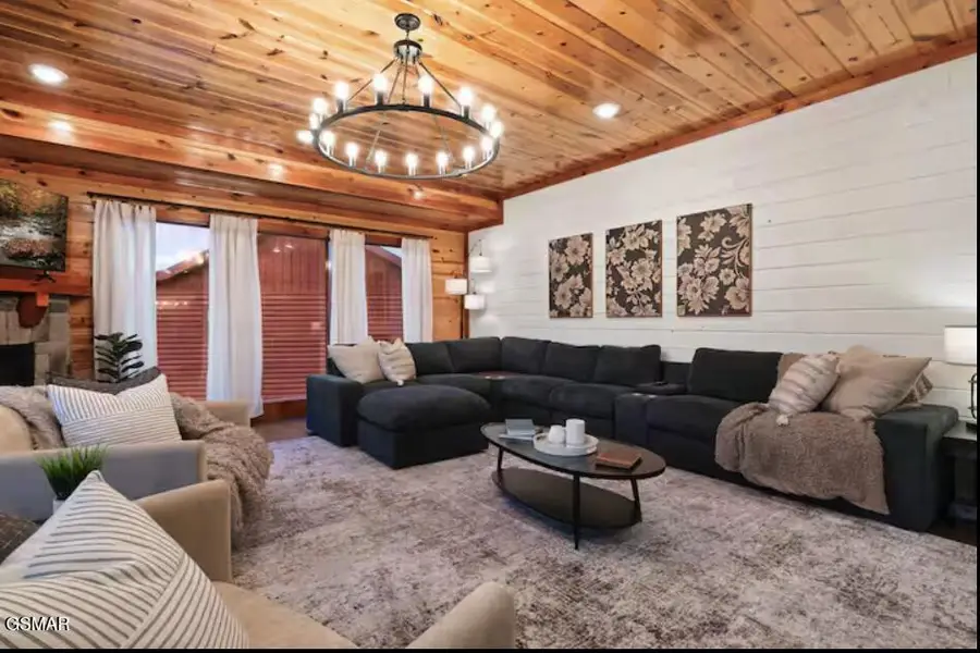 3328 Smoky Ridge Way, Sevierville, TN 37862 - #3