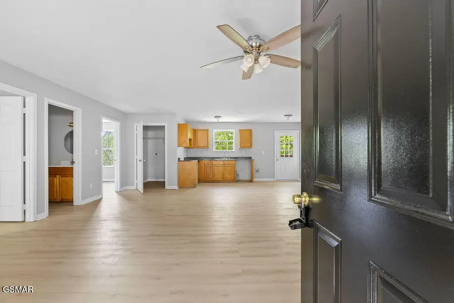 3246 Four M Circle, Kodak, TN 37764 - #3