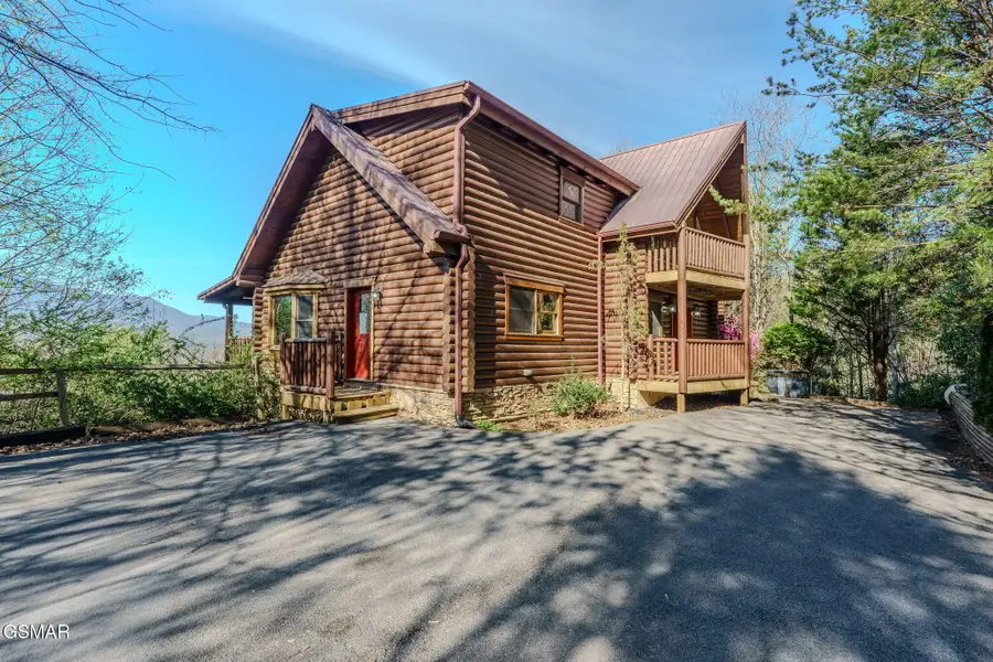 401 Pinnacle Vista Road, Gatlinburg, TN 37738 - #2