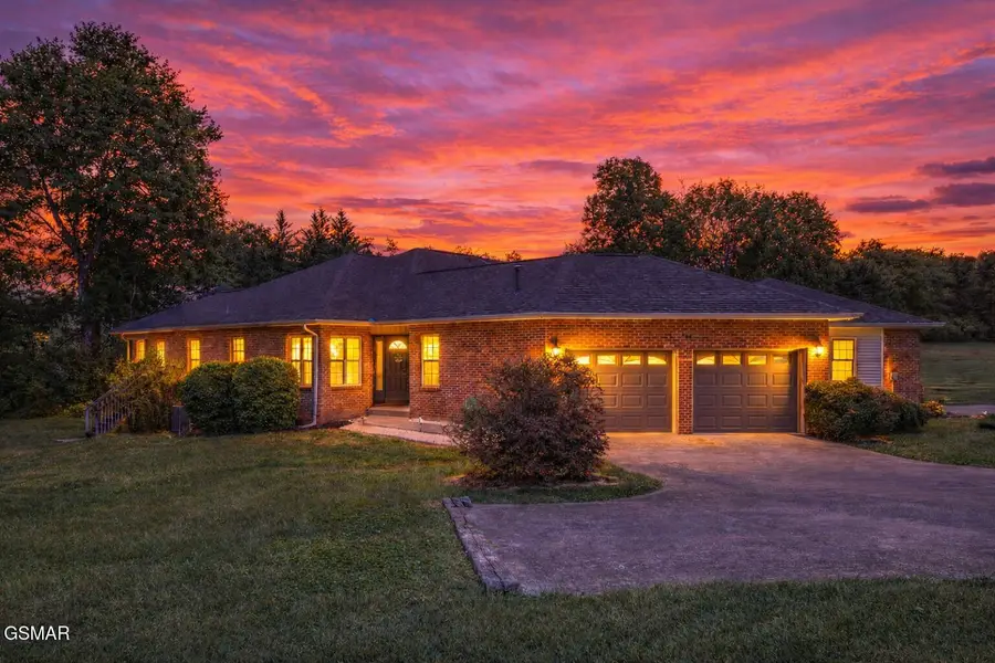 180 Hidden Oaks Lane, Lenoir City, TN 37772 - #2