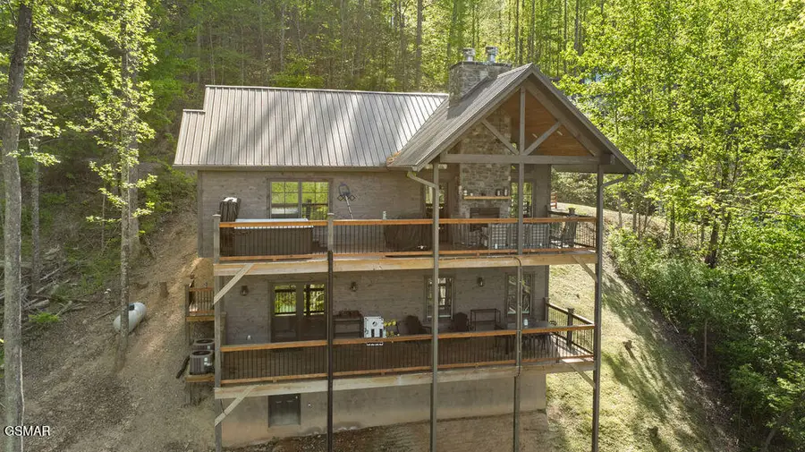 4163 Burning Tree Lane, Sevierville, TN 37862 - #2