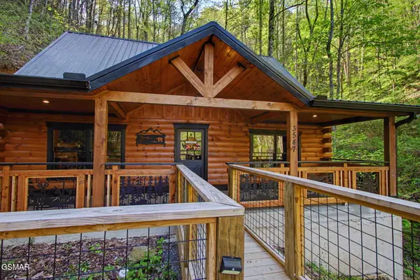 3547 Sugar Maple Loop Road, Sevierville, TN 37862