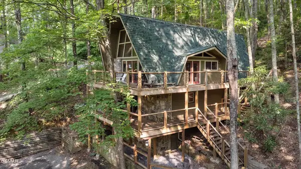 1336 S Baden Drive, Gatlinburg, TN 37738