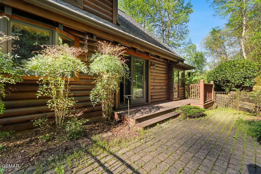 2202 Price Cove Road, Sevierville, TN 37876 - #2