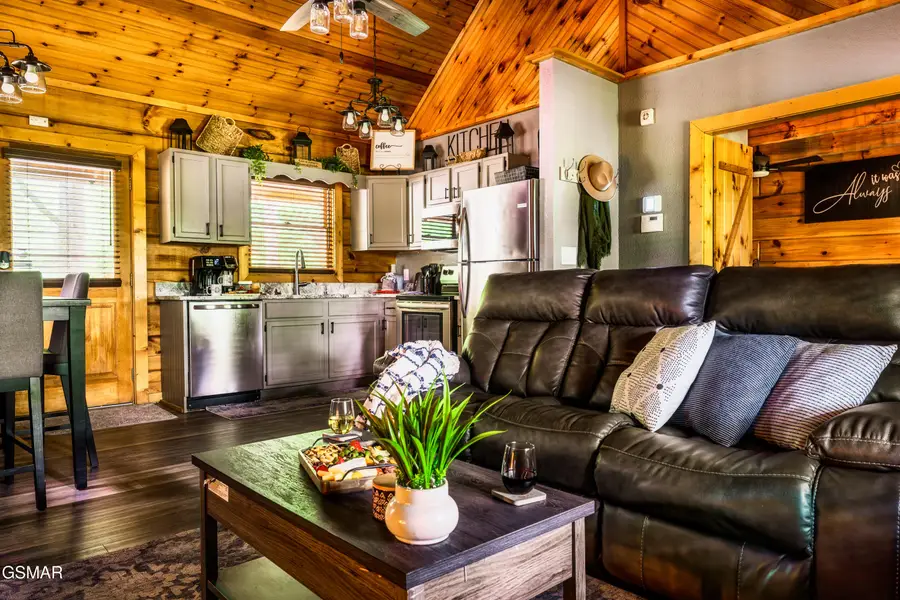 3210 Priscilla Heights Lane, Sevierville, TN 37862 - #2