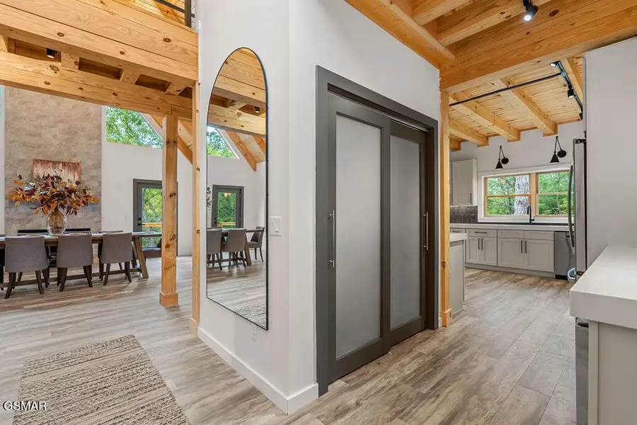 4406 Long Rifle Rd Road, Sevierville, TN 37862 - #2