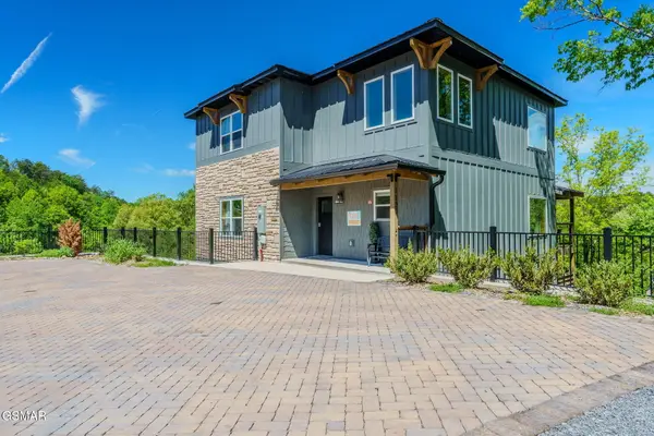 1130 Lee Cardwell Circle #UNIT 5R, Pigeon Forge, TN 37863