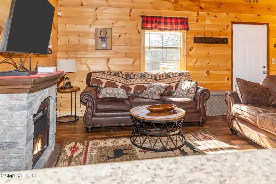 3041 Engle Town Road, Sevierville, TN 37862 - #3